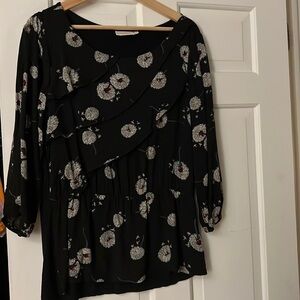 Deletta open sleeve with asymmetrical ruffles top